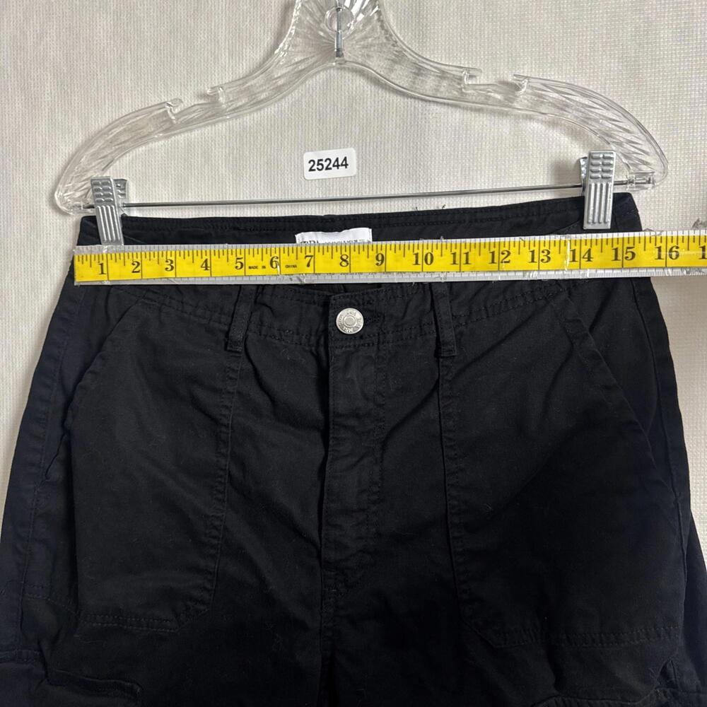 Zara Women's Size 8 Black No Stretch Relaxed Straight Leg Cargo Pants - Picture 9 of 11